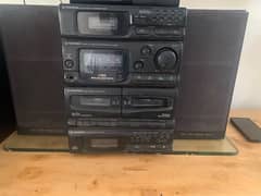 Pioneer sound system player