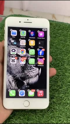 IPhone 7 plus lush condition one hand use first time sell 128gb pta ok