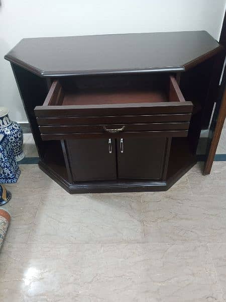 tv trolly/ cabinet 3