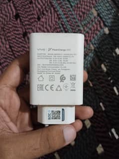 Vivo 44W flash charger box pulled