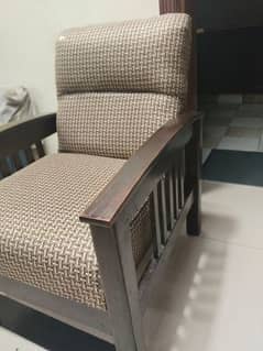 urgent salr 5 seater sofa