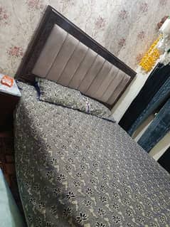 king size poshish wala bed with 2 side table (Without Mattress)