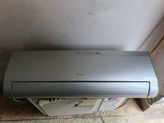 gree 1.5 ton split AC for sale all ok no fault