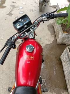 Honda 125  biometric available