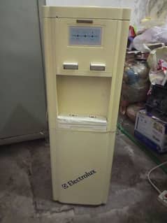 Electrolux dispenser