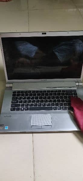 I want to sale my SONY VAIO LAPTOP VGN-FW45GJ 3