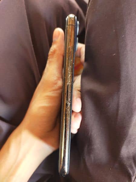 Iphone X 64 Gb 10/9 Full Genuine Non Pta ( 11 pro sheet Applied) 4