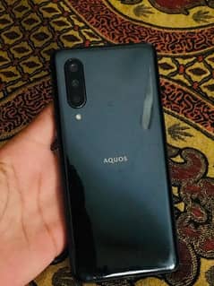 aqous zero5g basic.    8 128. gaming mobile