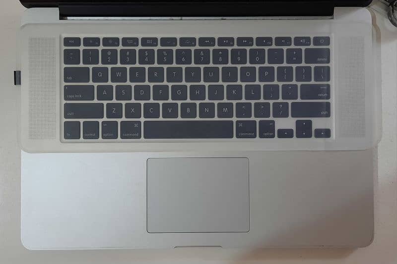 Apple MacBook Pro Ci7 2013 late 15" Retina Display 2