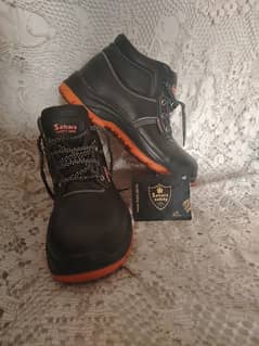 sahara , S3-SRC Safety Shoes.