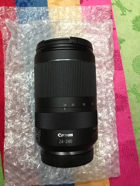 Canon RF 24-240 for Mirrorless R series Camera it’s better then 24-105 0