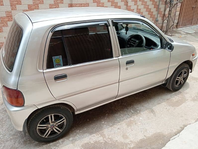 Daihatsu Cuore 2003 5