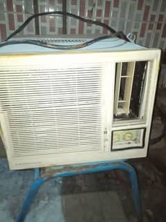 window ac0.75