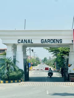 4 Marla Commercial Plot Urgent Sale in Canal Garden Lahore