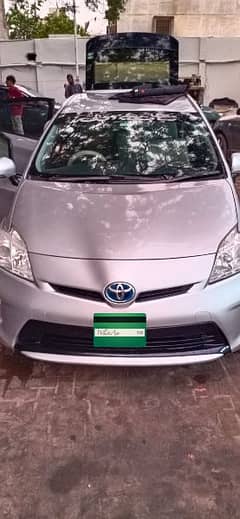 Toyota Prius 2014/18 b2b genuine grtr then civic grande gli altis city