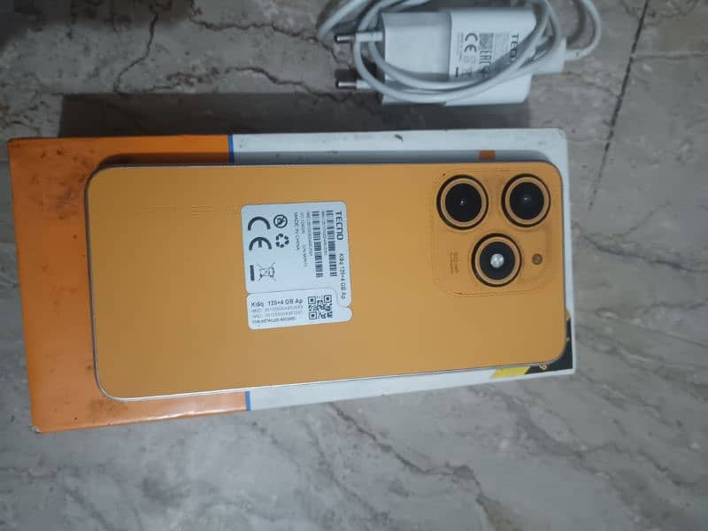 Tecno spark 10 4+4=8/128 gb ram . No open no repair. warrenty me hai. 1