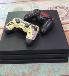 PS4 Pro 1TB 11.0 Jailbreak with 2 Controllers