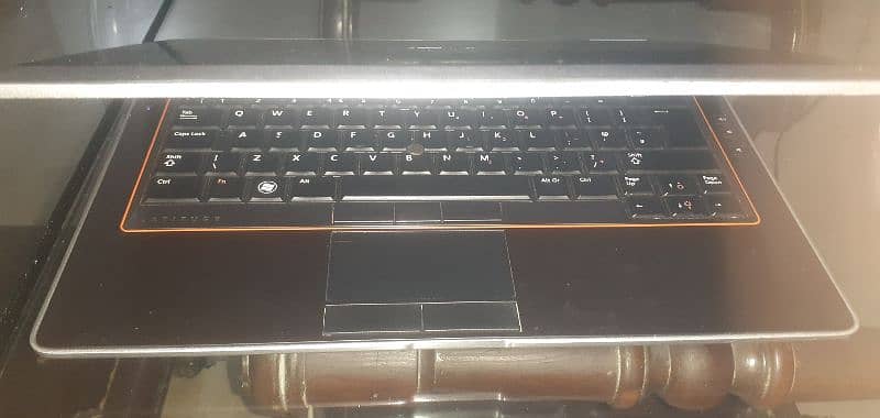 LAP TOP FOR SALE . 4