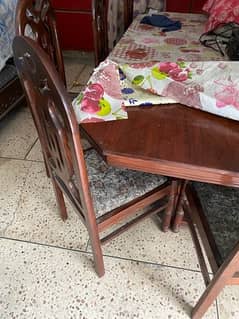 dinning table with chairs