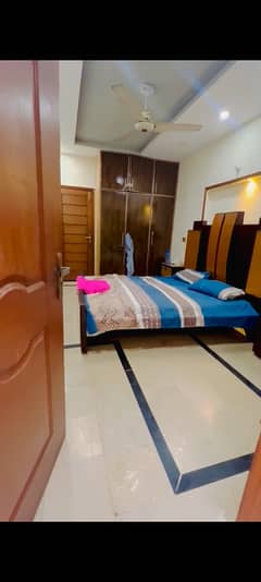 1 FURNISHED ROOM ATTACHED WASHROOM AVAILABLE FOR RENT