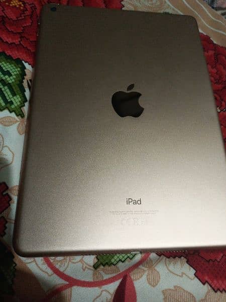 iPad 6 Generation (128GB) 2