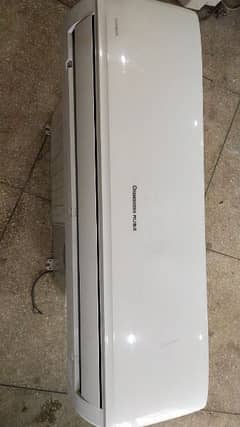 changHong Ruba 1.5 Ton split Ac