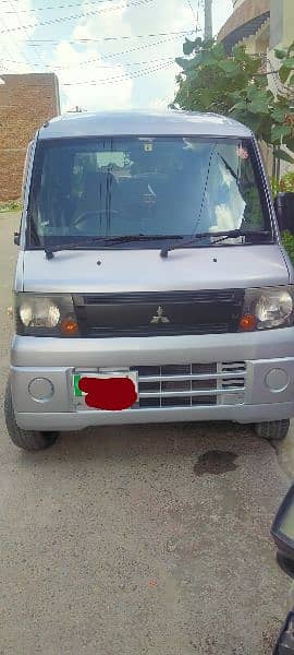 Mitsubishi Minicab Bravo 2012 1