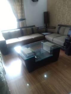 L-shaped sofa set with table