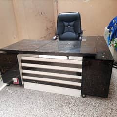 Modren  L shape executive office table for sale