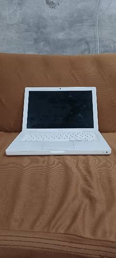 Macbook 320 hard 2 ram