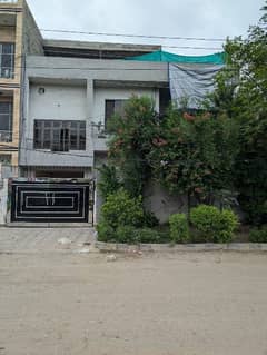 10 marla House for sale on Main Whadat road Allama iqbal town