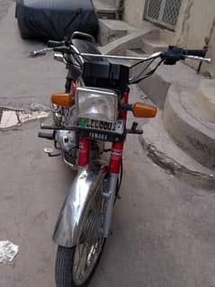 yamaha 4 stroke in total orignal condition only orignal copy hai