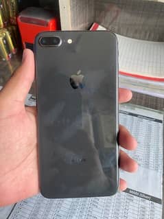 iPhone 8 Plus 64 gb