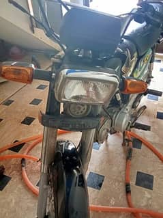 Honda cd70 2023 ky first month ki hy