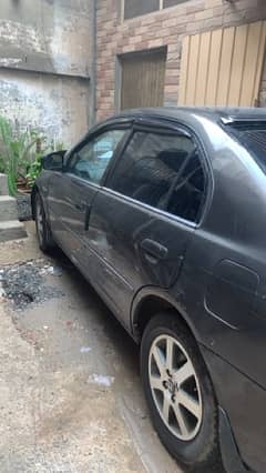 Honda Civic EXi 2004 0