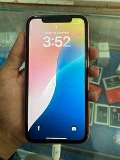 I PHONE XR 64 GB