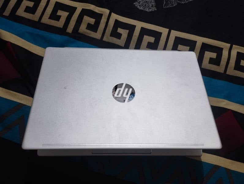 HP Pavilion B&O-Core i7 8th Gen 2