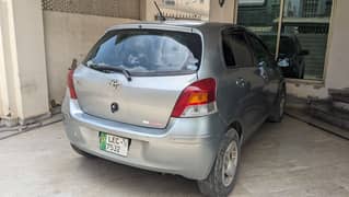 Toyota Vitz 2012