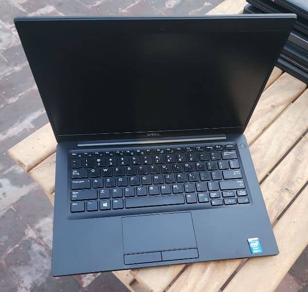 DELL LATITUDE 7390 - I5 8TH GENERATION 6