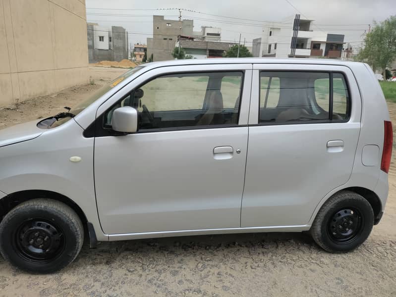 Suzuki Wagon R 2016 4