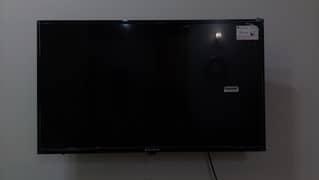 ECOSTAR CX-32U575 A+ 32″ INCH LED TV for Sale - Excellent Condition