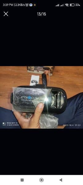 Virtual Reality Headset with remote for sale 13