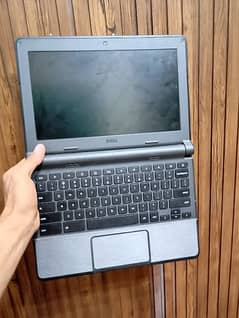 DELL3120 4+16GB LapTop With Charger 0