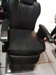 4 chair selling