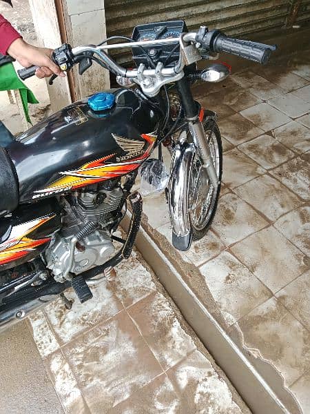 honda cg 125 2021 karachi number 2