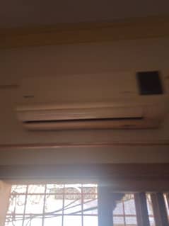 SPLIT AC USED CONDITION