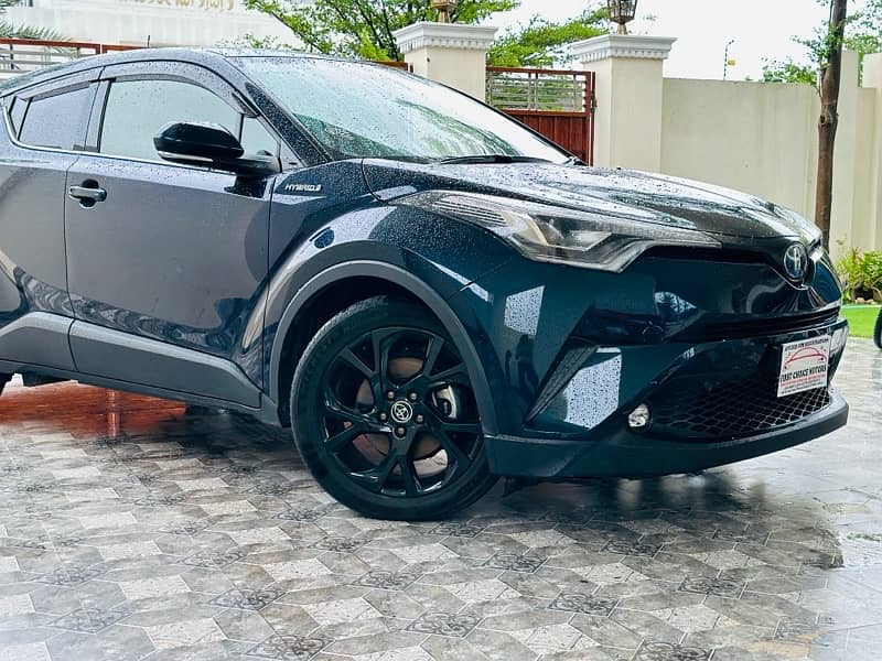 Toyota C-HR 2019 4.5 Grade G nero Package 1