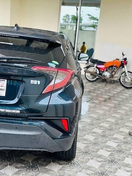 Toyota C-HR 2019 4.5 Grade G nero Package 4