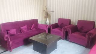 5 seater slightly used sofa set for sale