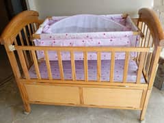 baby cot